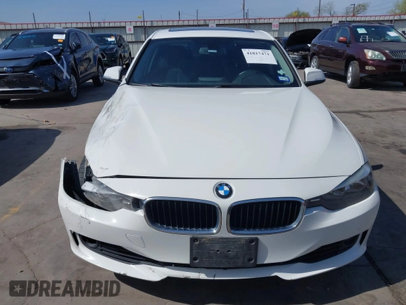 2014 BMW 3 Series 328i with VIN WBA3C1C52EK111076, listed as a IAAI auction lot 41817471 with 98,759 mi miles. Bid and sale history available at carsss.com. Image 19.