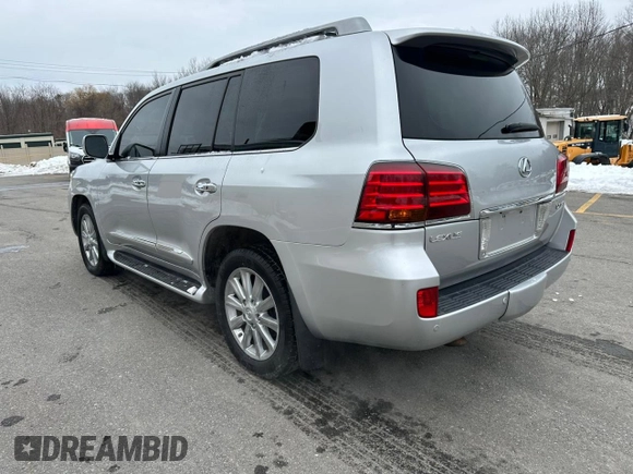 2008 Lexus LX 570 with VIN JTJHY00W384010538, listed as a Copart auction lot 45360265 with 176,672 mi miles and Clean Title. Bid and sale history available at carsss.com. Image 2.