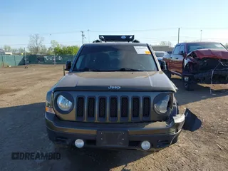 2016 Jeep Patriot High Altitude Edition with VIN 1C4NJRFB4GD581179, listed as a IAAI auction lot 42101912 with 168,254 mi miles. Bid and sale history available at carsss.com. Image 12.