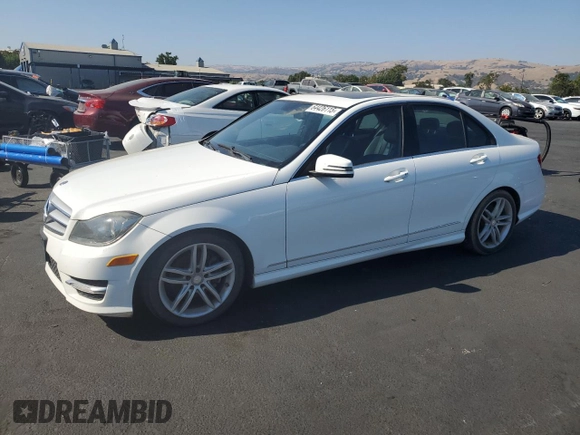 2013 Mercedes-Benz C 250 Sport с VIN WDDGF4HB7DR267492, выставлен на аукционе Copart как лот 64426115 с пробегом 188 514 миль миль и Чистый • Clean title. История ставок и продаж доступна на DreamBid. Изображение 1.