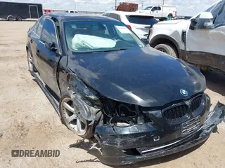 2008 BMW 5 Series 535i z VIN WBANW135X8CZ84783, wystawiony jako IAAI lot #42198636 z przebiegiem Nie podano mil oraz . Historia ofert i sprzedaży dostępna na DreamBid. Obrazek 1.