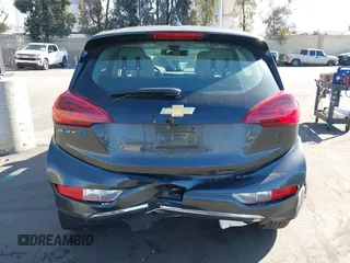 2020 Chevrolet Bolt EV LT z VIN 1G1FY6S05L4135290, wystawiony jako IAAI lot #41598059 z przebiegiem 46 938 mil mil oraz . Historia ofert i sprzedaży dostępna na DreamBid. Obrazek 16.