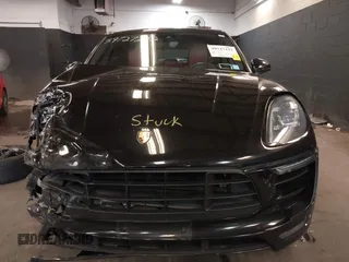 2017 Porsche Macan GTS with VIN WP1AG2A55HLB55979, listed as a IAAI auction lot 39727222 with 112,456 mi miles and . Bid and sale history available at carsss.com. Image 13.