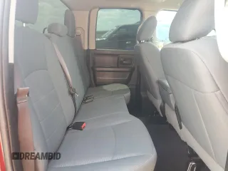 2019 Ram 1500 Tradesman z VIN 1C6RR6FTXKS723855, wystawiony jako Copart lot #55828485 z przebiegiem Nie podano mil oraz Szkoda całkowita • Salvage title. Historia ofert i sprzedaży dostępna na DreamBid. Obrazek 10.