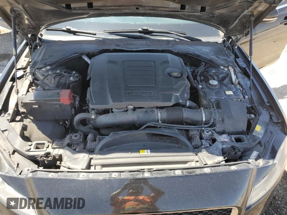 2019 Jaguar XF 25t Premium z VIN SAJBJ4FX9KCY78949, wystawiony jako Copart lot #61766675 z przebiegiem 193 626 mil mil oraz Szkoda całkowita • Salvage title. Historia ofert i sprzedaży dostępna na DreamBid. Obrazek 11.