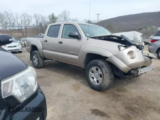 2007 Toyota Tacoma with VIN 5TELU42N17Z426372, listed as a IAAI auction lot 42041324 with 180,992 mi miles and . Bid and sale history available at DreamBid. Image 1.