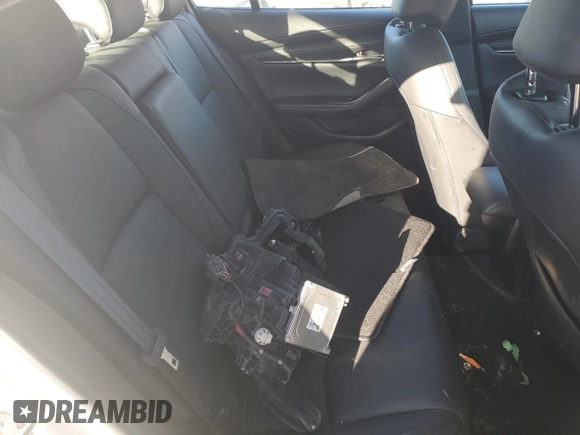 2019 Mazda 3 w/Select Pkg with VIN 3MZBPAAL3KM113148, listed as a Copart auction lot 83606024 with 60,432 mi miles and Salvage Title. Bid and sale history available at carsss.com. Image 10.