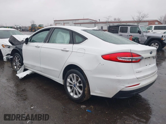 2020 Ford Fusion SE with VIN 3FA6P0H74LR155667, listed as a IAAI auction lot 41482612 with Not provided miles and . Bid and sale history available at DreamBid. Image 3.