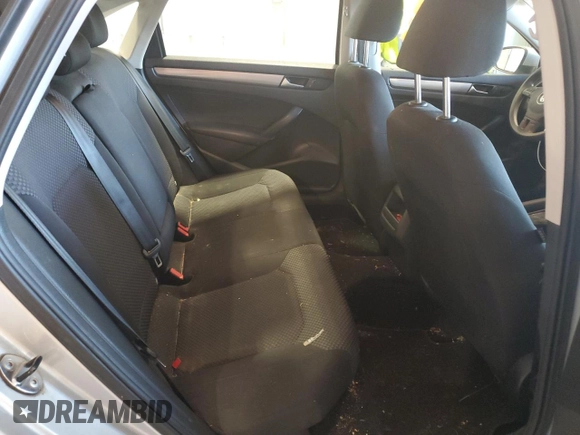 2015 Volkswagen Passat S with VIN 1VWAS7A36FC005031, listed as a Copart auction lot 52231825 with 168,247 mi miles and Clean title. Bid and sale history available at DreamBid. Image 10.