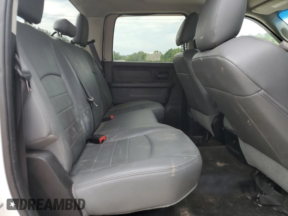 2018 Ram 2500 Tradesman z VIN 3C6TR5HTXJG411392, wystawiony jako Copart lot #65547024 z przebiegiem 136 732 mil mil oraz Szkoda całkowita • Salvage title. Historia ofert i sprzedaży dostępna na DreamBid. Obrazek 10.