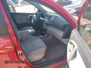 2007 Toyota RAV4 with VIN JTMBD33V576033542, listed as a IAAI auction lot 41867715 with 130,538 mi miles. Bid and sale history available at carsss.com. Image 5.