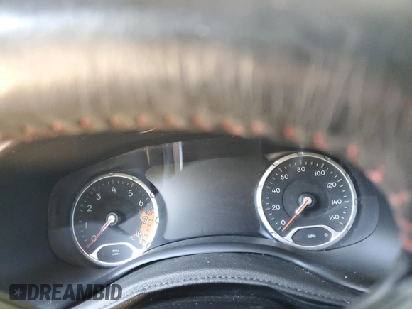 2018 Jeep Renegade Trailhawk with VIN ZACCJBCB3JPH43220, listed as a Copart auction lot 55473395 with Not provided miles and Salvage title. Bid and sale history available at DreamBid. Image 9.