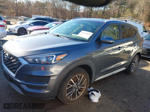 2019 Hyundai Tucson Ultimate with VIN KM8J3CAL9KU004559, listed as a IAAI auction lot 41142923 with 95,396 mi miles. Bid and sale history available at carsss.com. Image 17.
