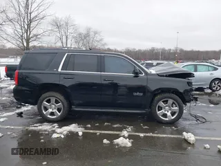 2017 Chevrolet Tahoe LT z VIN 1GNSCBKC2HR228485, wystawiony jako IAAI lot #41554330 z przebiegiem Nie podano mil oraz . Historia ofert i sprzedaży dostępna na DreamBid. Obrazek 13.