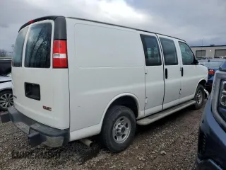2020 GMC Savana Cargo Van with VIN 1GTW7AFG0L1160216, listed as a Copart auction lot 85628164 with 76,682 mi miles and Salvage Title. Bid and sale history available at carsss.com. Image 3.
