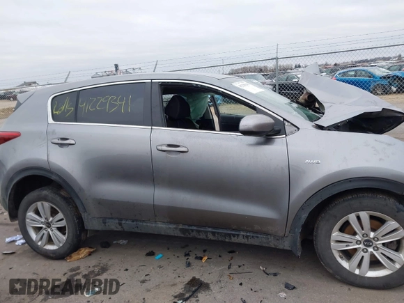 2018 Kia Sportage LX with VIN KNDPMCAC7J7366379, listed as a IAAI auction lot 41229341 with Not Provided miles. Bid and sale history available at carsss.com. Image 13.