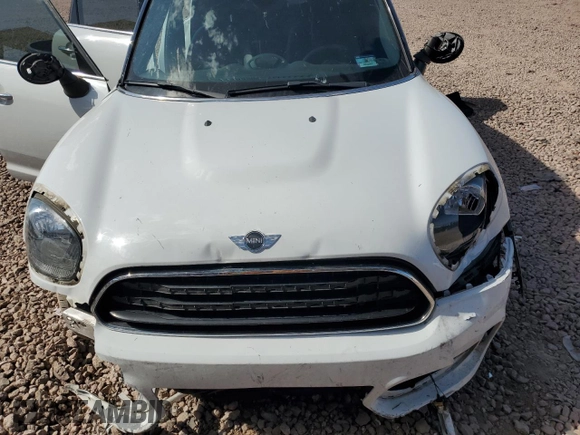 2018 MINI Countryman Cooper with VIN WMZYS7C30J3E08318, listed as a Copart auction lot 62304375 with 38,091 mi miles and Salvage title. Bid and sale history available at DreamBid. Image 11.