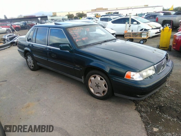 1997 Volvo S90 with VIN YV1KS9608V1107792, listed as a IAAI auction lot 38336416 with 146,975 mi miles. Bid and sale history available at carsss.com. Image 1.