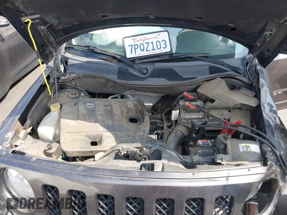 2016 Jeep Patriot Latitude with VIN 1C4NJRFB2GD637975, listed as a IAAI auction lot 42662174 with 115,709 mi miles and . Bid and sale history available at DreamBid. Image 10.