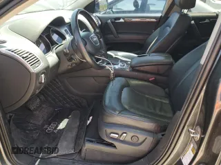 2014 Audi Q7 Premium Plus с VIN WA1LGAFE4ED009912, выставлен на аукционе Copart как лот 64220425 с пробегом 143 407 миль миль и Списание • Salvage title. История ставок и продаж доступна на DreamBid. Изображение 7.