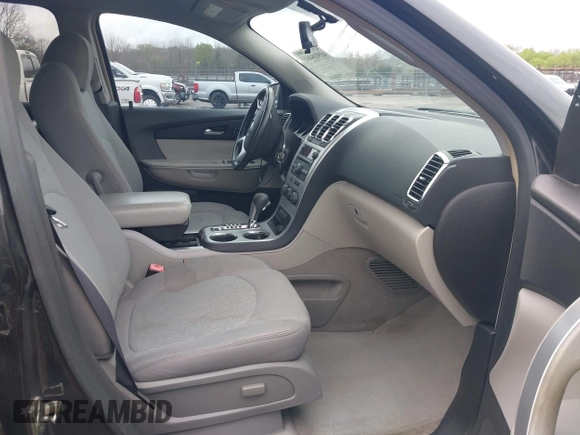 2008 GMC Acadia SLE1 with VIN 1GKEV13778J177967, listed as a IAAI auction lot 41918461 with 157,110 mi miles. Bid and sale history available at carsss.com. Image 5.