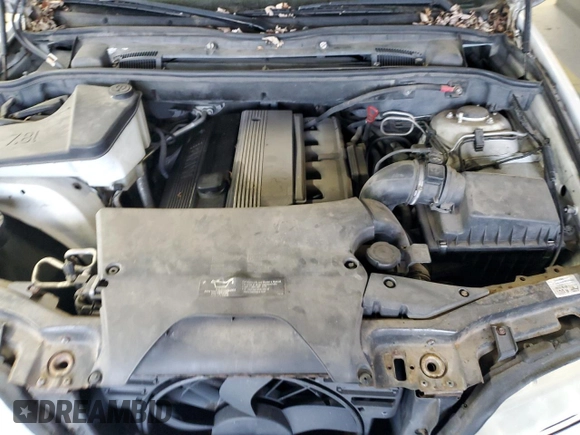 2001 BMW X5 3.0i with VIN WBAFA53531LM77837, listed as a Copart auction lot 41672225 with 185,771 mi miles and Salvage Title. Bid and sale history available at carsss.com. Image 12.