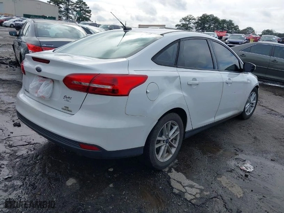 2016 Ford Focus SE with VIN 1FADP3F29GL255686, listed as a IAAI auction lot 41765115 with 1 mi miles. Bid and sale history available at carsss.com. Image 4.