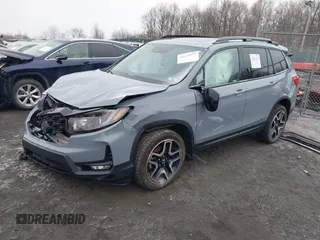 2022 Honda Passport Elite z VIN 5FNYF8H06NB015583, wystawiony jako IAAI lot #41633925 z przebiegiem 49 738 mil mil oraz . Historia ofert i sprzedaży dostępna na DreamBid. Obrazek 17.