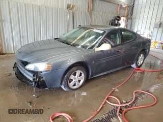 2007 Pontiac Grand Prix z VIN 2G2WP552171126531, wystawiony jako Copart lot #55746015 z przebiegiem 220 151 mil mil oraz Szkoda całkowita • Salvage title. Historia ofert i sprzedaży dostępna na DreamBid. Obrazek 1.