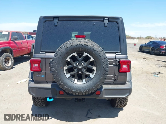 2025 Jeep Wrangler Rubicon с VIN 1C4RJXR68SW575547, выставлен на аукционе IAAI как лот 42642290 с пробегом 1 474 миль миль и . История ставок и продаж доступна на DreamBid. Изображение 17.