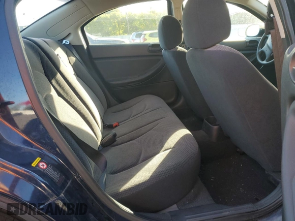 2005 Dodge Stratus z VIN 1B3AL46X25N700587, wystawiony jako Copart lot #75696704 z przebiegiem 88 902 mil mil oraz Tytuł czysty. Historia ofert i sprzedaży dostępna na DreamBid. Obrazek 10.