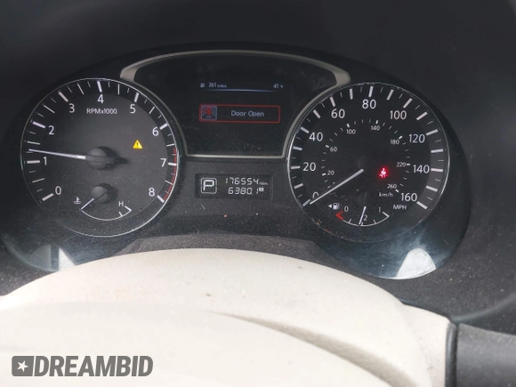 2014 Nissan Altima 2.5 with VIN 1N4AL3AP5EC164798, listed as a IAAI auction lot 41822821 with 176,554 mi miles. Bid and sale history available at carsss.com. Image 7.