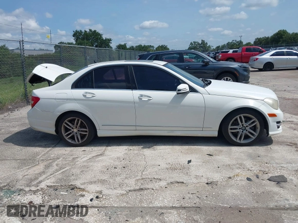 2014 Mercedes-Benz C 250 Sport with VIN WDDGF4HB2EA963886, listed as a IAAI auction lot 42463194 with 139,926 mi miles and . Bid and sale history available at DreamBid. Image 13.