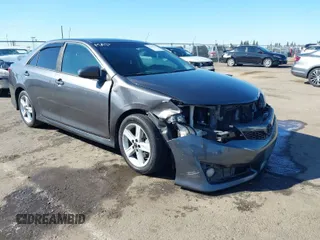 2013 Toyota Camry L with VIN 4T1BF1FK2DU204556, listed as a IAAI auction lot 41699474 with 200,897 mi miles. Bid and sale history available at carsss.com. Image 1.
