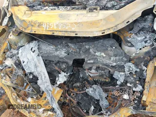 2019 Ford Escape Titanium z VIN 1FMCU9J99KUA72809, wystawiony jako IAAI lot #41588522 z przebiegiem Nie podano mil oraz . Historia ofert i sprzedaży dostępna na DreamBid. Obrazek 10.
