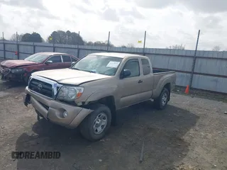 2006 Toyota Tacoma with VIN 5TEUU42N96Z268219, listed as a IAAI auction lot 41833805 with 151,872 mi miles. Bid and sale history available at carsss.com. Image 17.