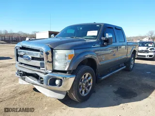 2011 Ford Super Duty F-250 SRW XL with VIN 1FT7W2BT0BEC68326, listed as a IAAI auction lot 41640040 with 247,405 mi miles. Bid and sale history available at carsss.com. Image 17.