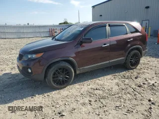 2011 Kia Sorento EX z VIN 5XYKUDA2XBG030706, wystawiony jako Copart lot #54986025 z przebiegiem 165 695 mil mil oraz Czysty tytuł • Clean title. Historia ofert i sprzedaży dostępna na DreamBid. Obrazek 1.