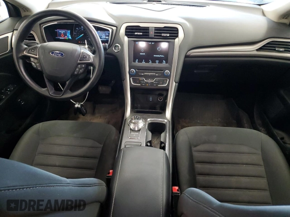 2017 Ford Fusion Hybrid SE z VIN 3FA6P0LU2HR247283, wystawiony jako Copart lot #62571495 z przebiegiem 167 042 mil mil oraz Nie do naprawy • Non repairable. Historia ofert i sprzedaży dostępna na DreamBid. Obrazek 8.