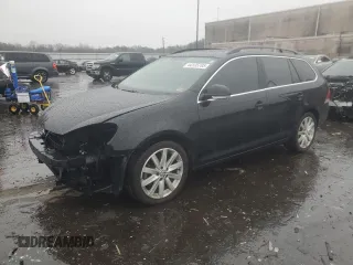 2014 Volkswagen Jetta SportWagen TDI w/Sunroof with VIN 3VWPL7AJ7EM607049, listed as a Copart auction lot 44135785 with 125,946 mi miles and Salvage Title. Bid and sale history available at carsss.com. Image 1.