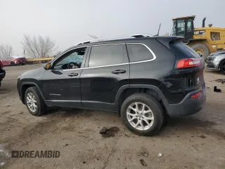2017 Jeep Cherokee Latitude z VIN 1C4PJMCB1HW632045, wystawiony jako Copart lot #88050445 z przebiegiem 155 257 mil mil oraz Szkoda całkowita • Salvage title. Historia ofert i sprzedaży dostępna na DreamBid. Obrazek 2.