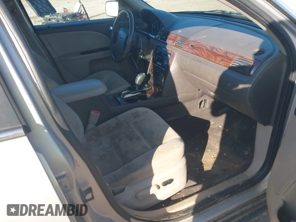 2009 Ford Taurus SEL with VIN 1FAHP24W29G109935, listed as a IAAI auction lot 41467859 with 326,278 mi miles. Bid and sale history available at carsss.com. Image 5.