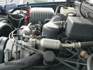 1997 Chevrolet Tahoe с VIN 1GNEK13R2VJ348438, выставлен на аукционе IAAI как лот 42910030 с пробегом 207 823 миль миль и . История ставок и продаж доступна на DreamBid. Изображение 12.