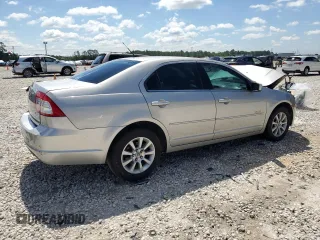2007 Mercury Milan with VIN 3MEHM07Z27R620031, listed as a Copart auction lot 56409715 with 197,418 mi miles and Salvage title. Bid and sale history available at DreamBid. Image 3.