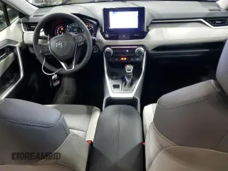 2024 Toyota RAV4 XLE Premium z VIN 2T3A1RFV0RC481791, wystawiony jako Copart lot #59015185 z przebiegiem 9 383 mil mil oraz Szkoda całkowita • Salvage title. Historia ofert i sprzedaży dostępna na DreamBid. Obrazek 8.