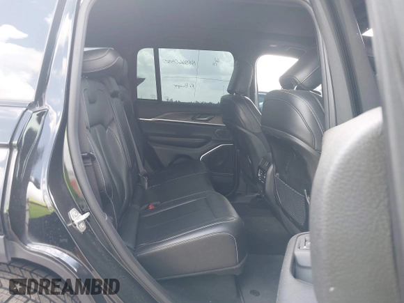 2024 Jeep Grand Cherokee with VIN 1C4RJYB6XRC181771, listed as a IAAI auction lot 42537639 with 39,056 mi miles and . Bid and sale history available at DreamBid. Image 8.