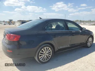 2011 Volkswagen Jetta SEL с VIN 3VWGX7AJ3BM315673, выставлен на аукционе Copart как лот 49214305 с пробегом 125 902 миль миль и Списание • Salvage title. История ставок и продаж доступна на DreamBid. Изображение 3.
