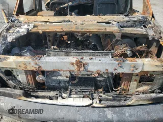 2004 Ford Econoline Cargo z VIN 1FTNE24LX4HA56316, wystawiony jako Copart lot #70838654 z przebiegiem Nie podano mil oraz Szkoda całkowita • Salvage title. Historia ofert i sprzedaży dostępna na DreamBid. Obrazek 12.