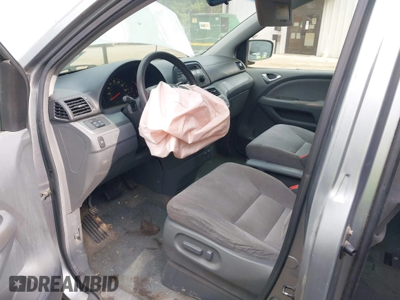 2006 Honda Odyssey EX with VIN 5FNRL38406B066176, listed as a IAAI auction lot 42028052 with 136,305 mi miles and . Bid and sale history available at DreamBid. Image 5.