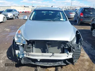 2017 Infiniti QX50 with VIN JN1BJ0RR0HM415589, listed as a IAAI auction lot 41741998 with 97,889 mi miles. Bid and sale history available at carsss.com. Image 12.